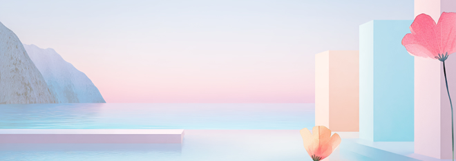 säulen mit Blüten und einer Mauer im See